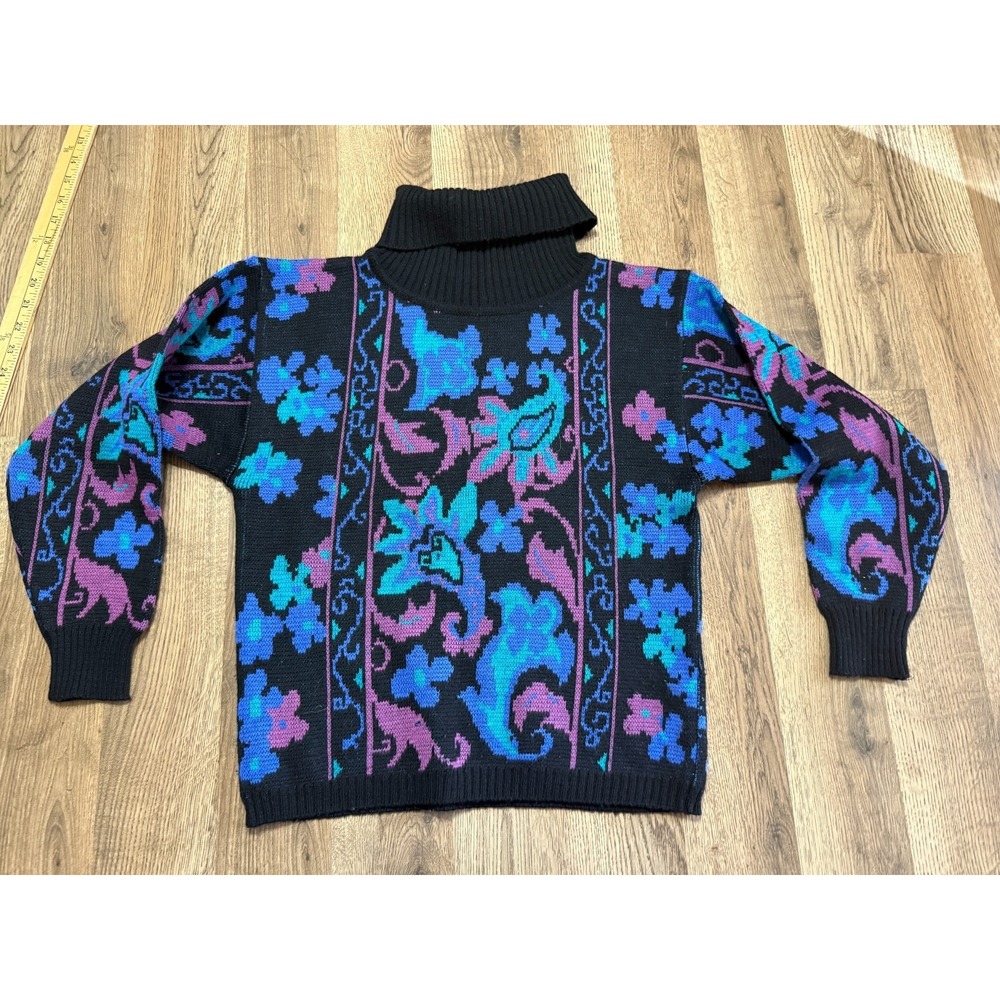 Vintage Braemar Sweater Women's Size 36/Medium? Black, Pure Wool Floral